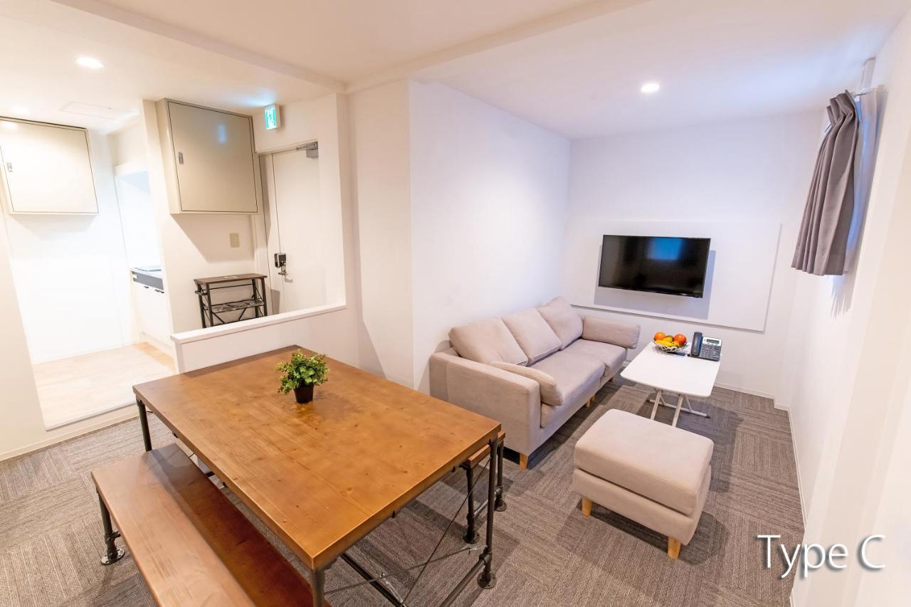 Hermitage Nishi Shinjuku Apartment Tokyo