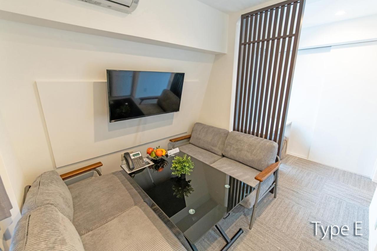 Hermitage Nishi Shinjuku Apartment *