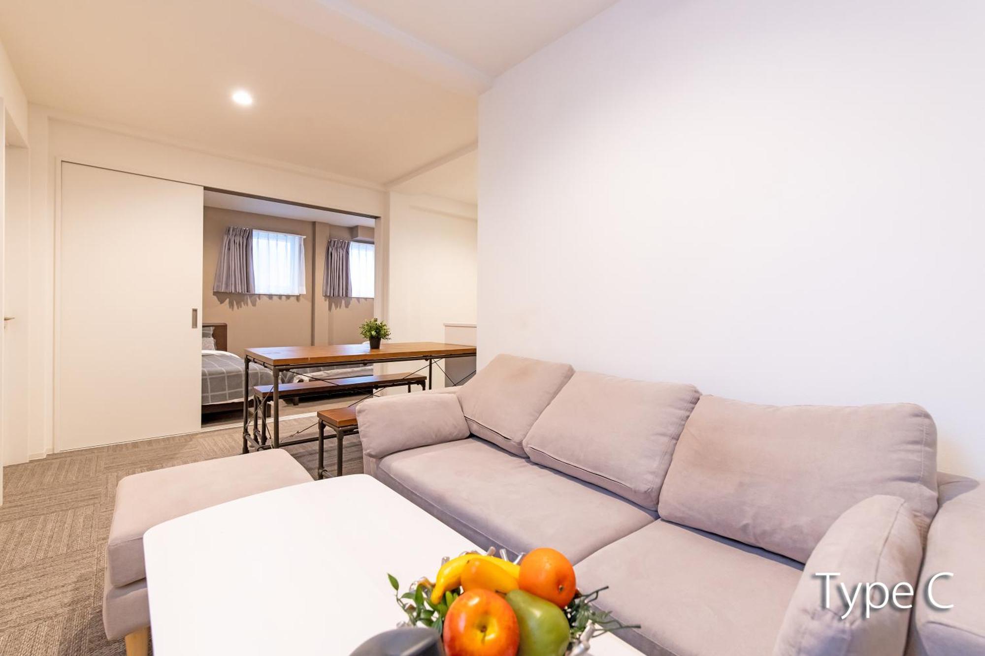 Hermitage Nishi Shinjuku Apartment *